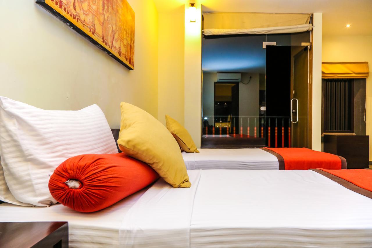 โอ๊คเรย์ เรย์ ซิตี้ โฮเต็ล Hotel แคนดี้ ภายนอก รูปภาพ
